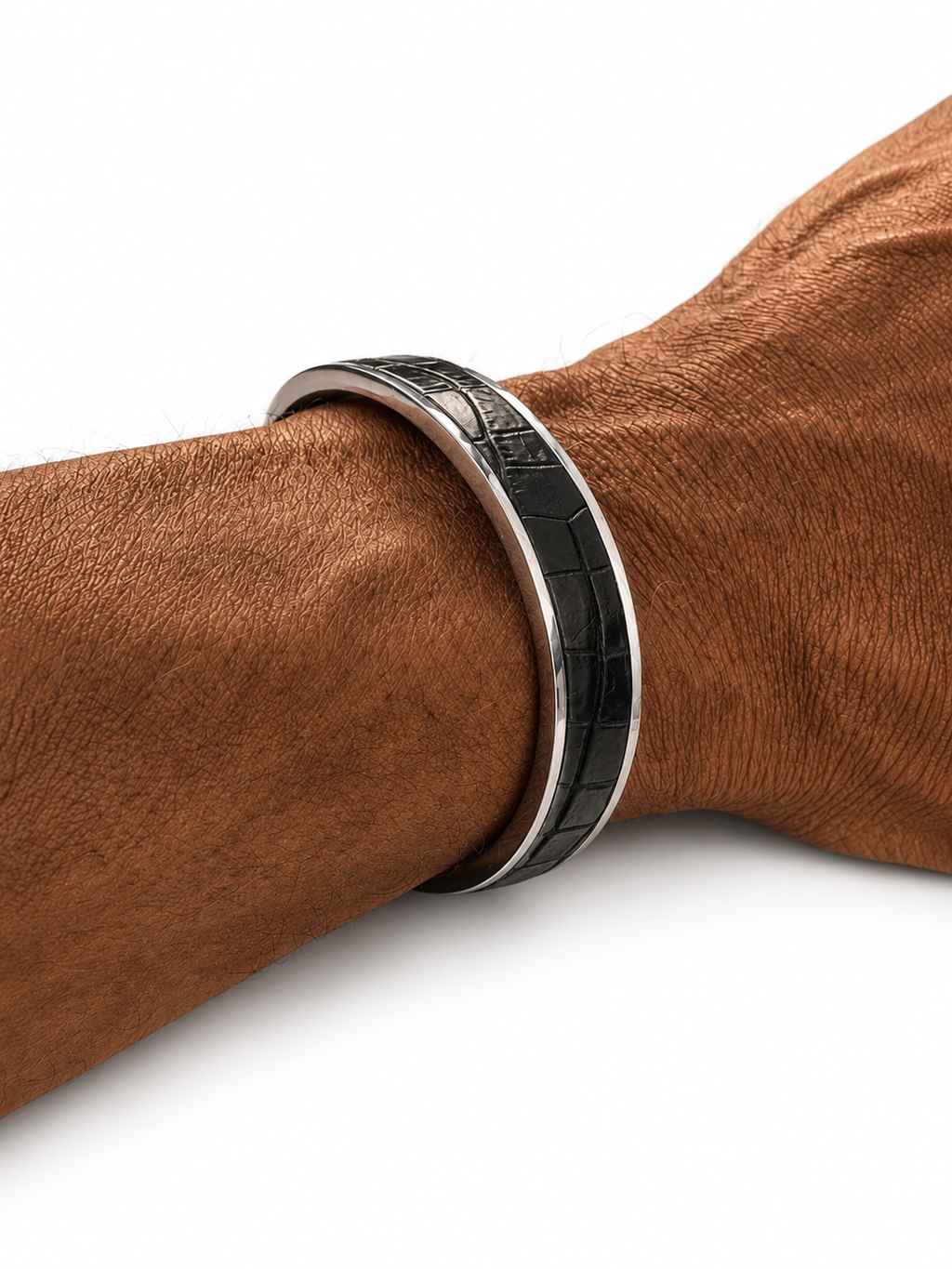 Noir Crocodile Cuff